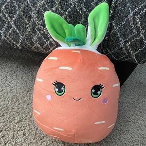 New Caroleena the Carrot scented Squishmallow